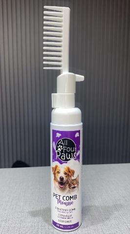 All Four Paws Comb Foam with Built-In Brush