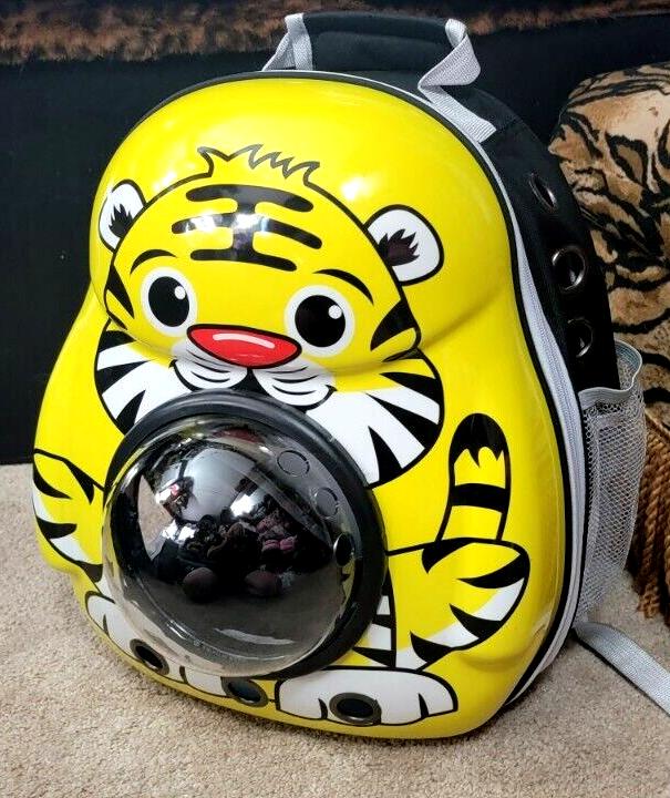 Tiger Bubble-Window Pet Backpack